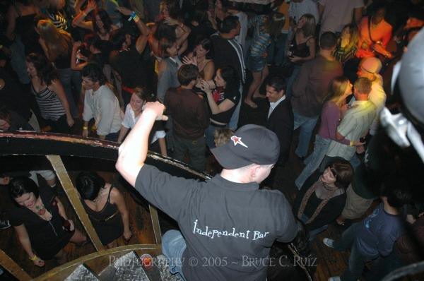 I-Bar Saturdays 11-12-05 044