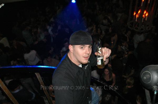 I-Bar Saturdays 11-12-05 047