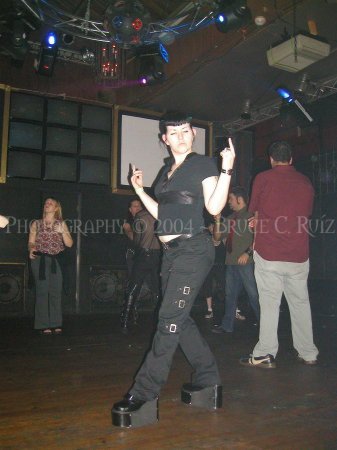 Club Necropolis 02-11-04 064