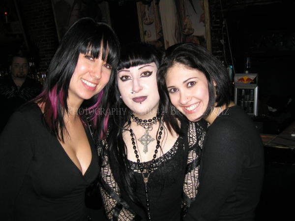 Club Necropolis 02-25-04 037