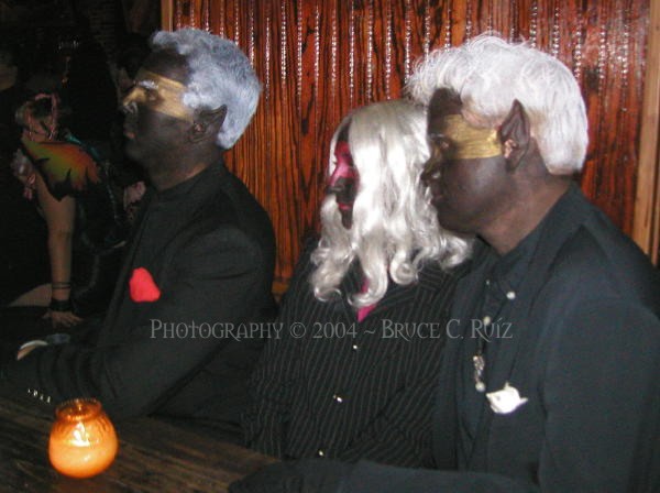 Club Necropolis 10-27-04 063
